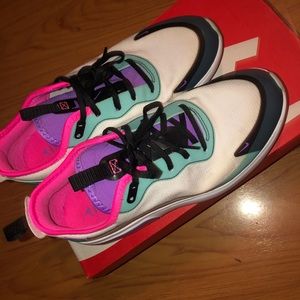 Nike air max Dia size 7.5 women’s